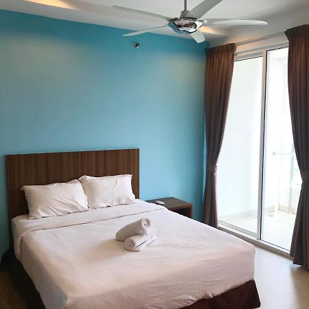 Mansion One Suites By Little Cabin George Town Bagian luar foto