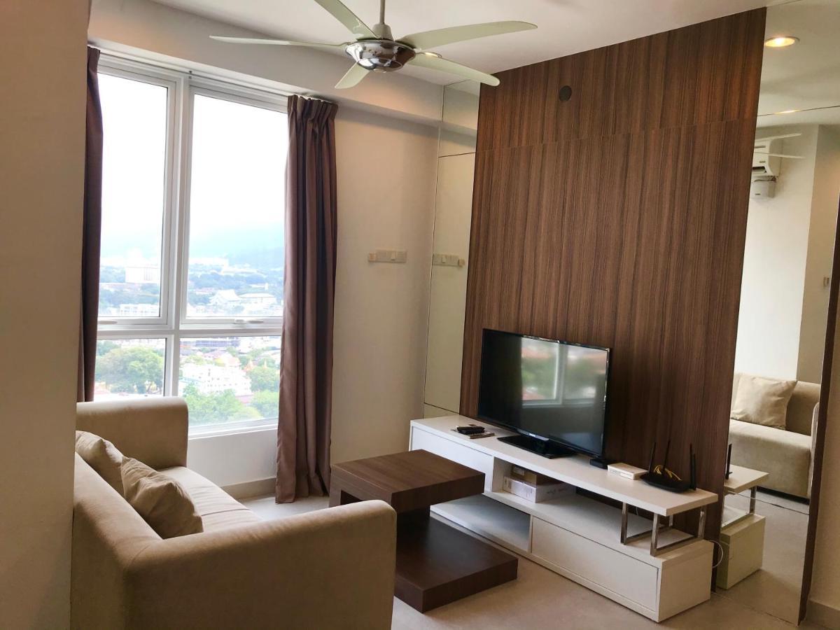Mansion One Suites By Little Cabin George Town Bagian luar foto
